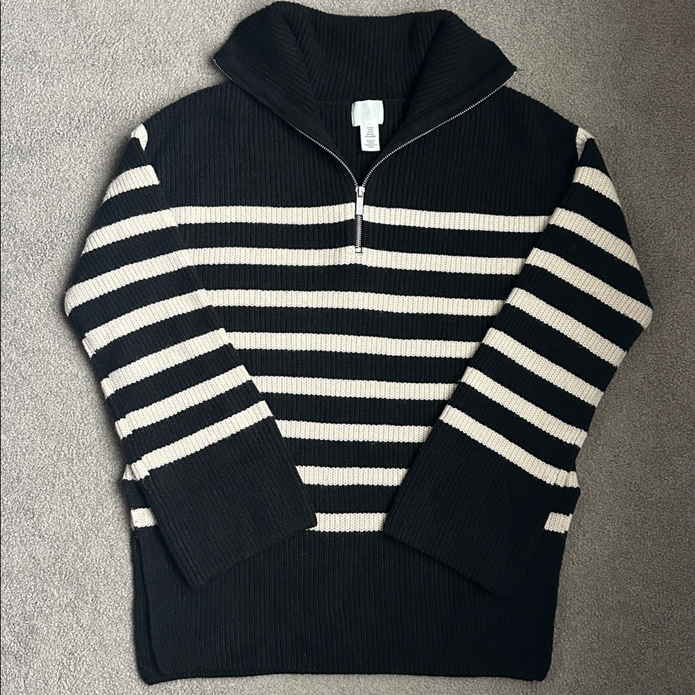 H&M Oversize Rib Knit Half Zip Sweater in Black & White Stripe Size XS